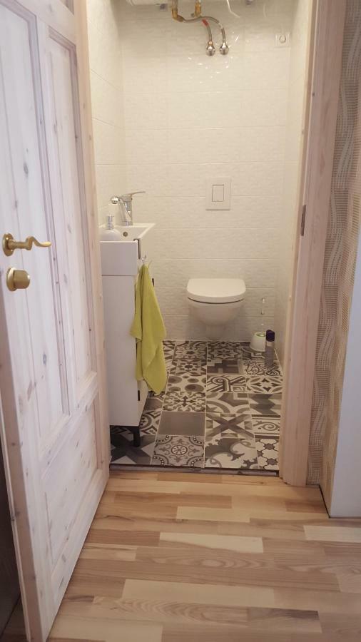 Roosi Apartment パルヌ エクステリア 写真